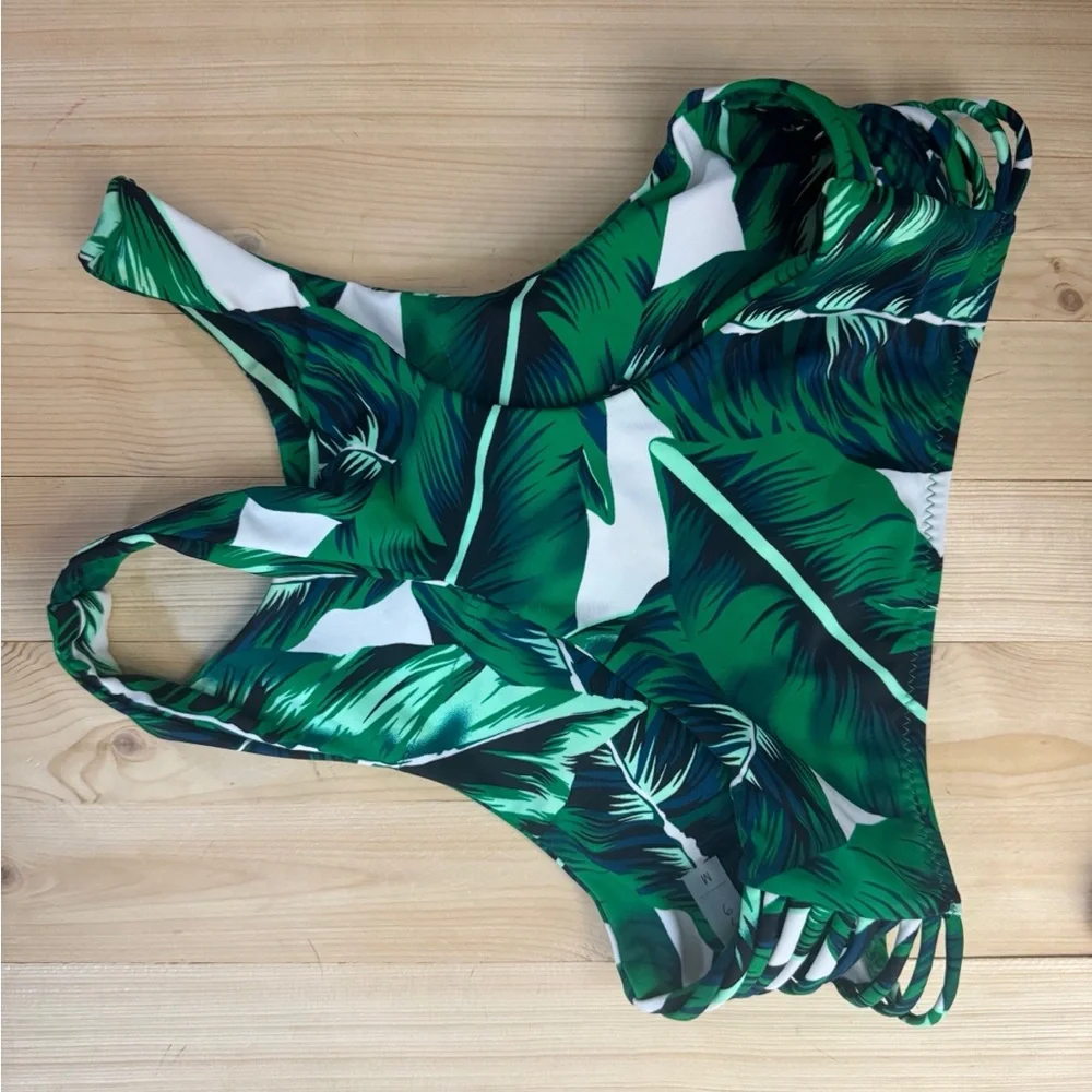 Cupshe Tropical Leaf Bikini Top Medium Green Palm Print High Neck Swimwear